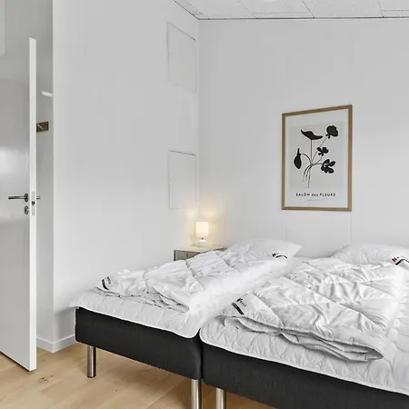 Feriehus Awesome In With Sauna *