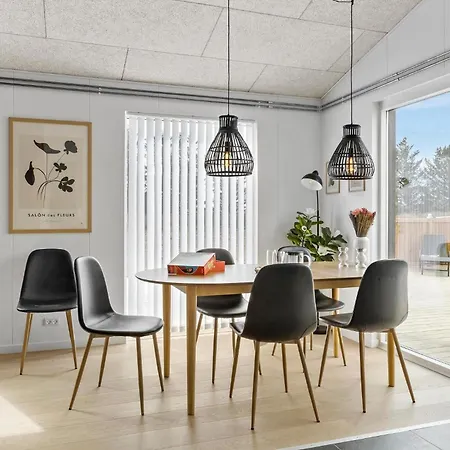 Stunning In With Kitchen * Hjorring