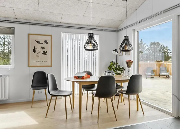 Awesome In With Sauna * イェリング